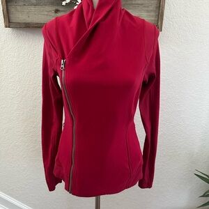 VTG Lululemon Bhatki Red Asymmetrical Zip Jacket ladies size 6